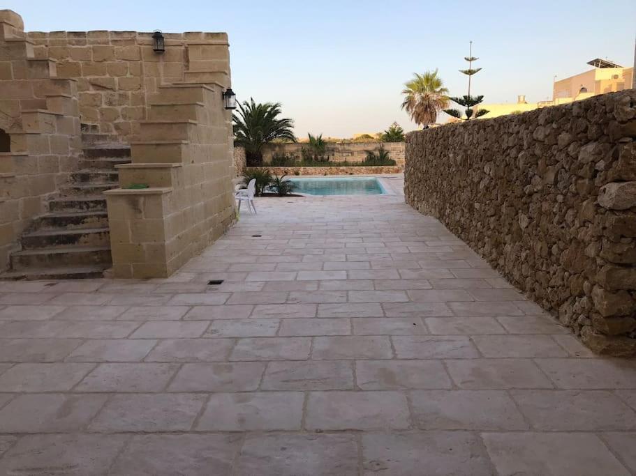 Farmhouse Villa With Large Pool And Garden In Gozo Għarb Buitenkant foto
