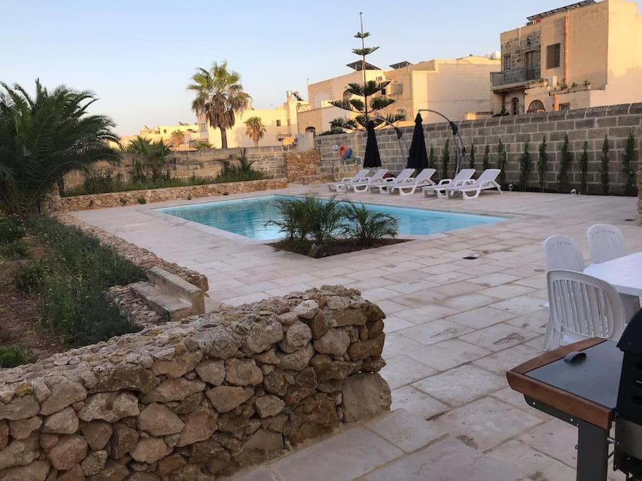 Farmhouse Villa With Large Pool And Garden In Gozo Għarb Buitenkant foto
