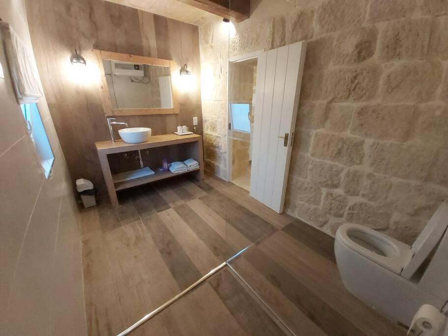 Farmhouse Villa With Large Pool And Garden In Gozo Għarb Buitenkant foto