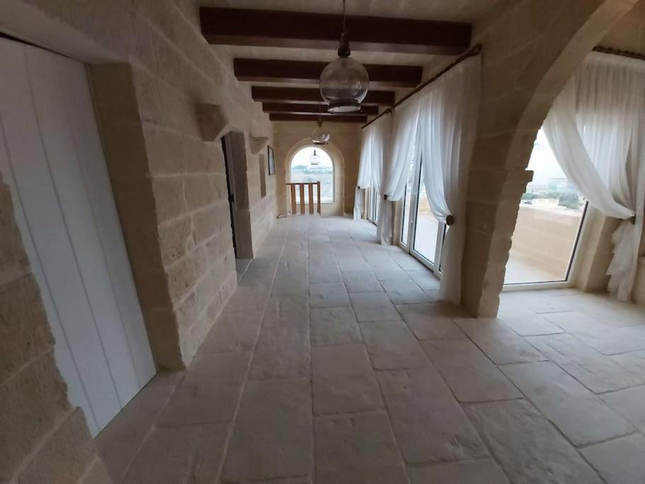 Farmhouse Villa With Large Pool And Garden In Gozo Għarb Buitenkant foto